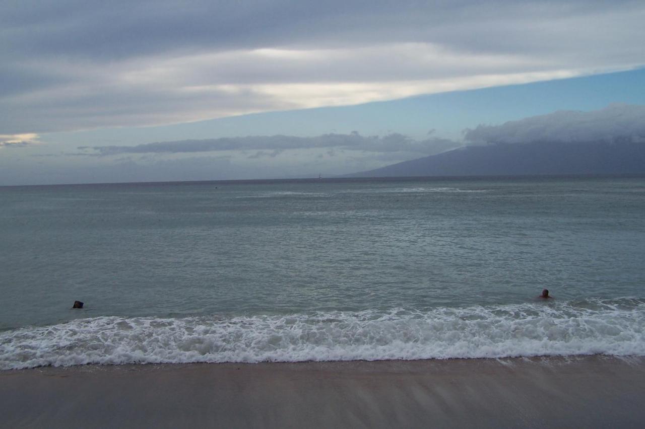 Kahana Beach Resort Buitenkant foto